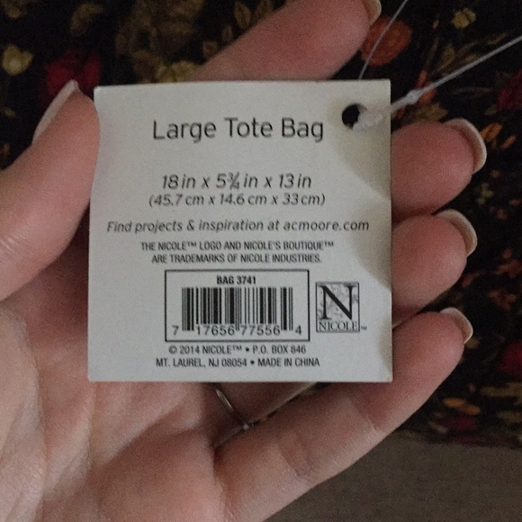 Vera Bradley tote - Picture 2 of 2